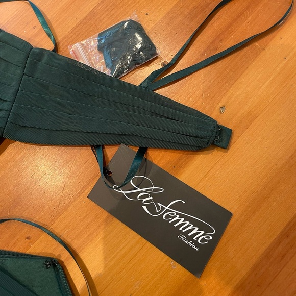 Prom dress. New tags still on! - Picture 3 of 3